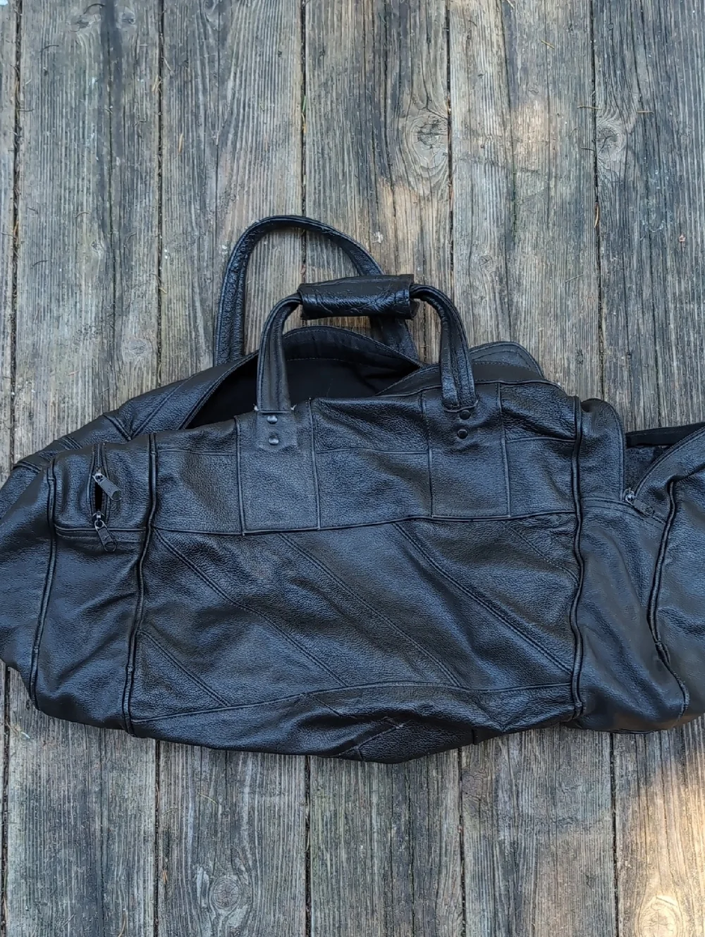 Vintage spacious leather